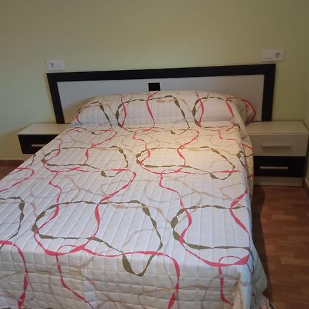 Habitacion Con Bano Cambados ポンテベドラ エクステリア 写真
